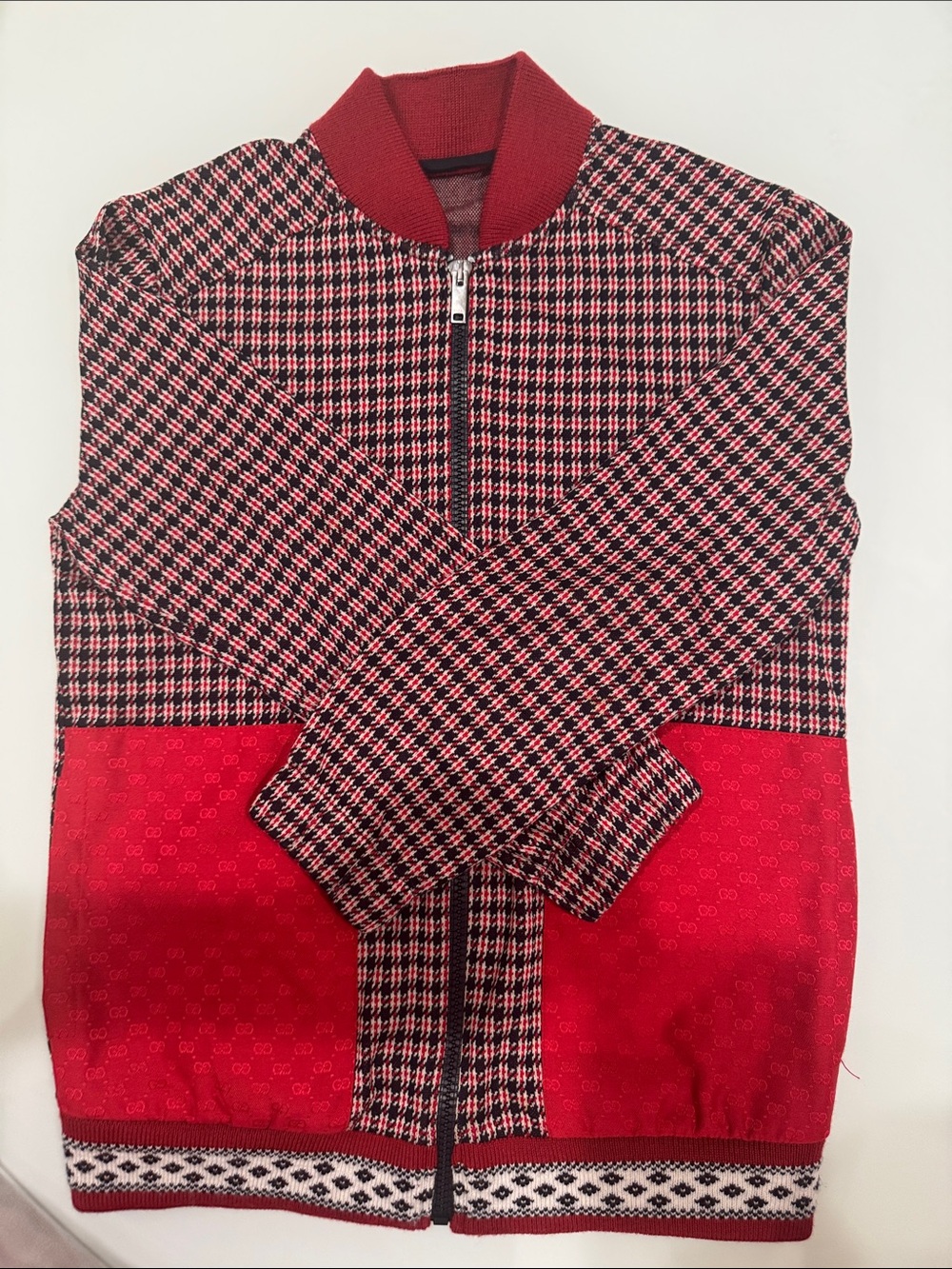 Gucci Red and Black Houndstooth Zip Cardigan Jacket. Beautiful kids jacket.